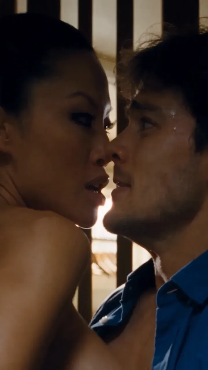 My One-Night Stand Is My Girlfriend's Mom episode 3 (locked)